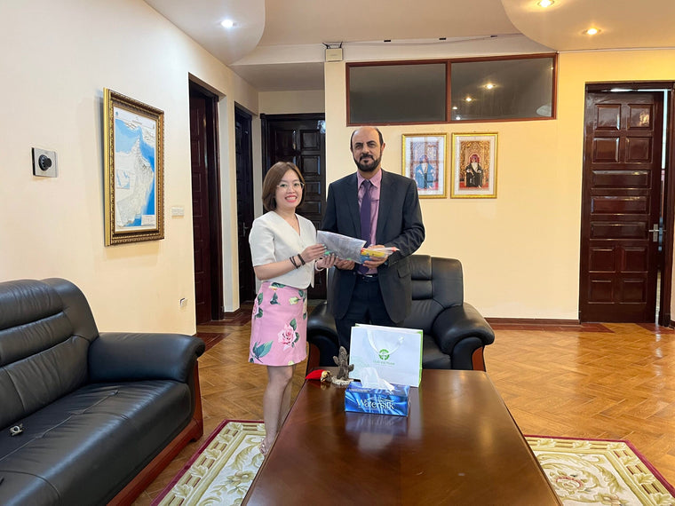 Oud Vietnam visit Oman Embassy in Hanoi