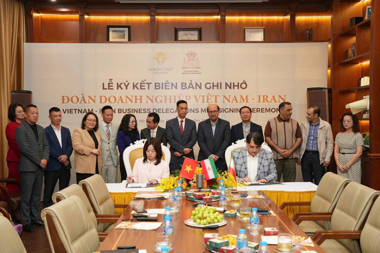 Vietnam-Iran business delegation signs MOU for long term cooperation