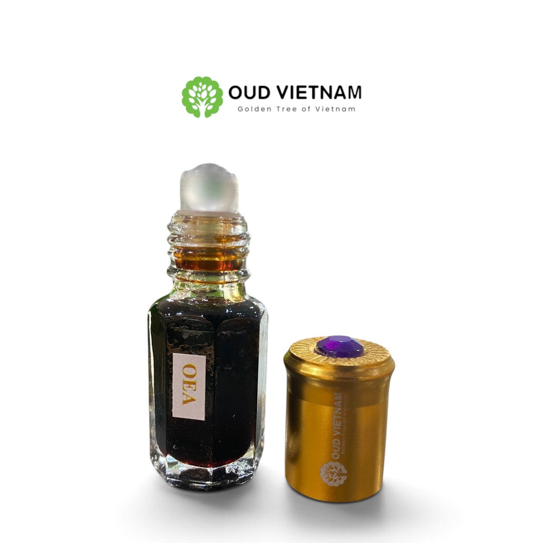 Oud Wood Essential oil Grade A – OEA (3ml)