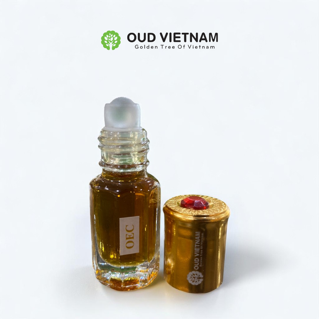 Oud Wood Essential Oil Grade C – OEC (3ml)
