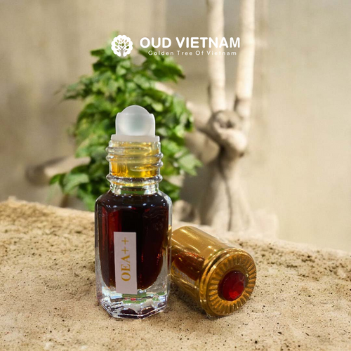 Oud Wood Essential oil Grade A – OEA++ (3ml) image 2