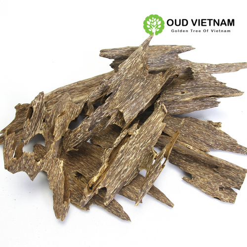 Ant Oud Wood Chips Grade A+ – AOW3 (100g) image 1