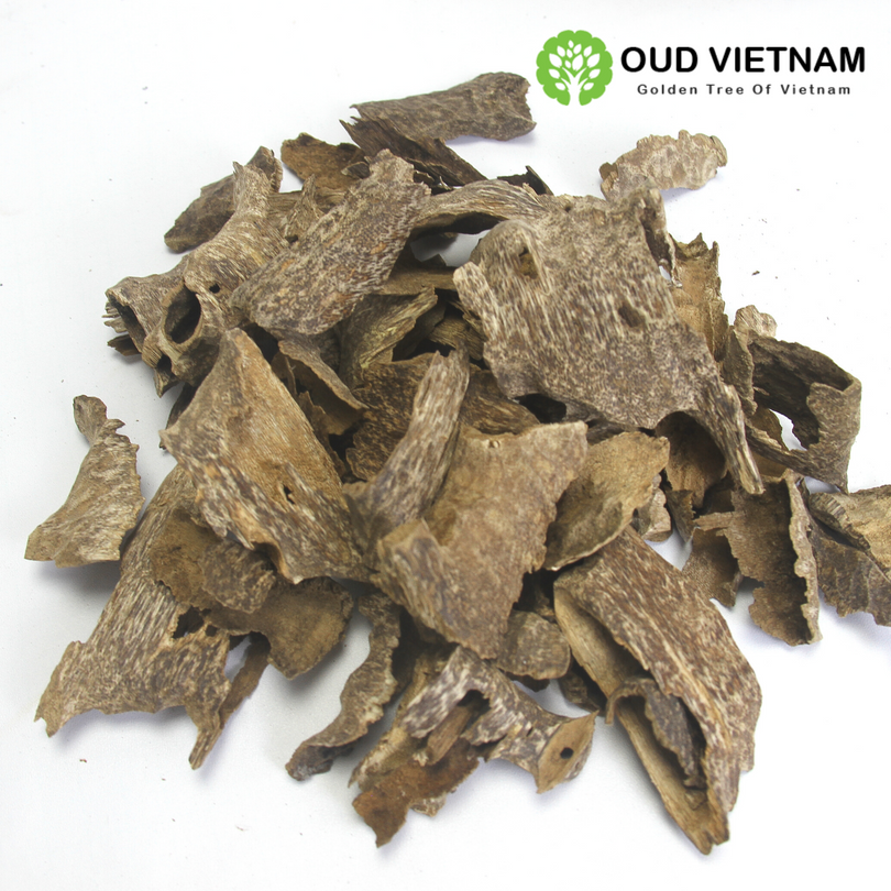 Oud Wood Chips Grade Special AA+ – OWC2 (100g)