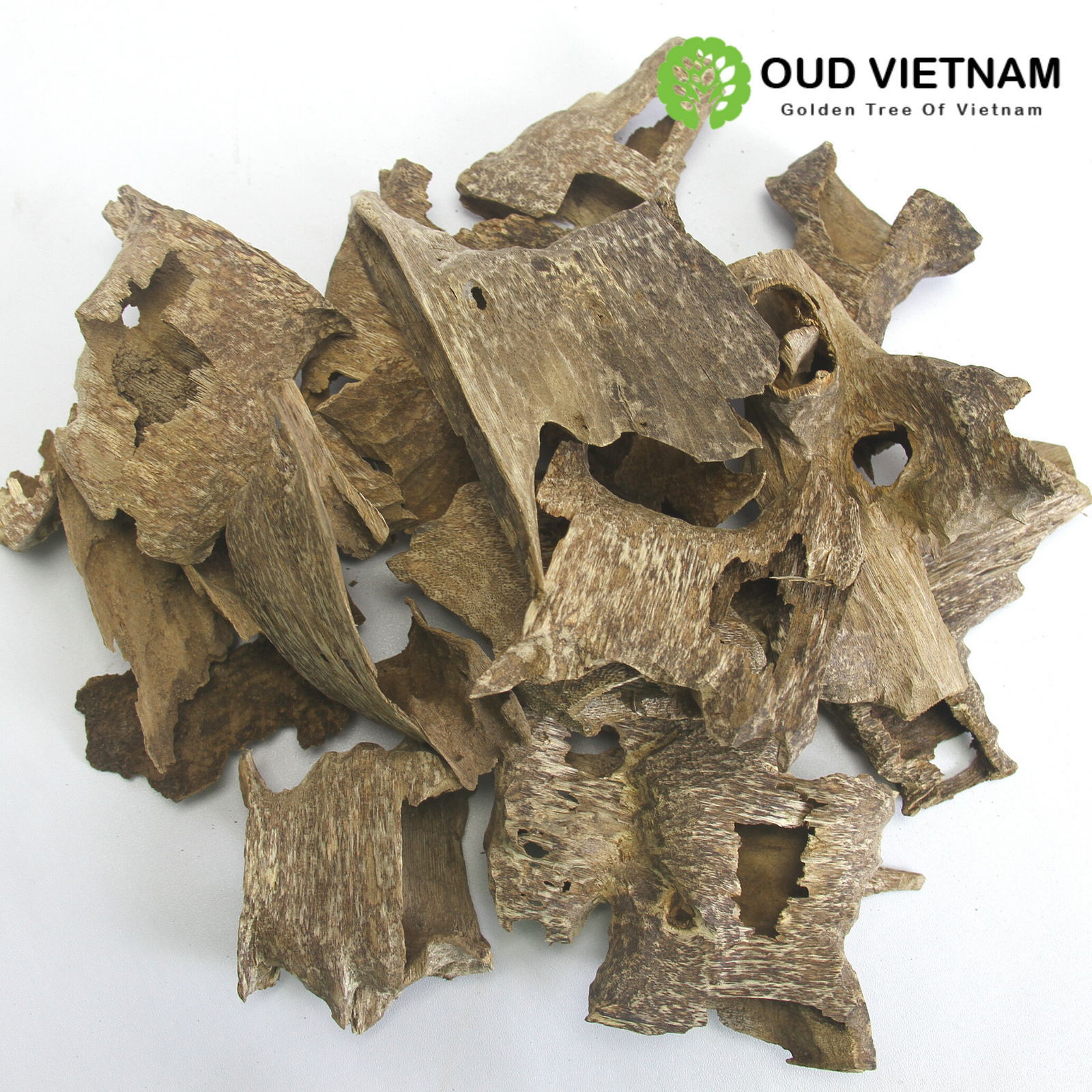 Oud Wood Chips Grade A+ – OWC3 (100g)
